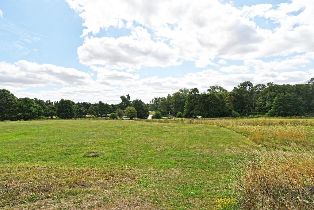 Ground &amp; Gardens