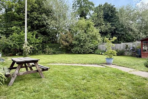 2 bedroom semi-detached house for sale, Belmont Road, Hereford