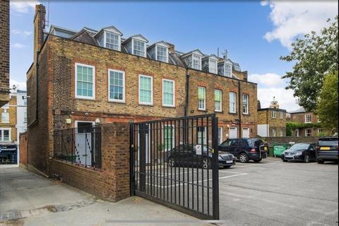Office to rent, 28-32 Holbrooke Pl Richmond TW10 6UD