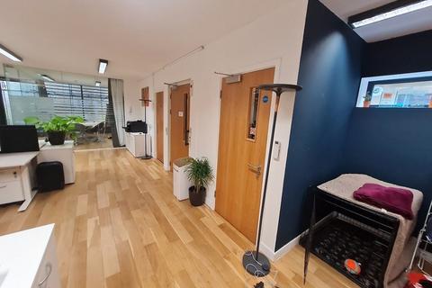 Office to rent, Pooley Dr London SW14 8LU