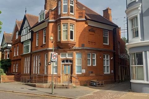 Office to rent, 1 Wolsey Rd East Molesey KT8 9EL