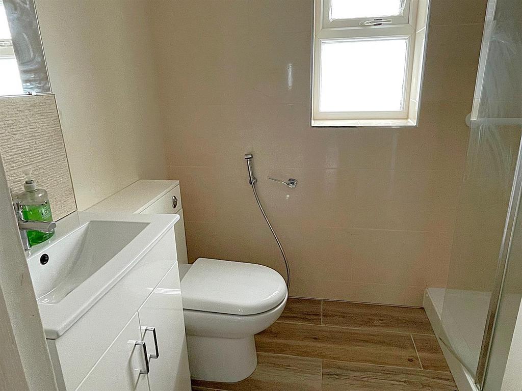 Shower.jpg