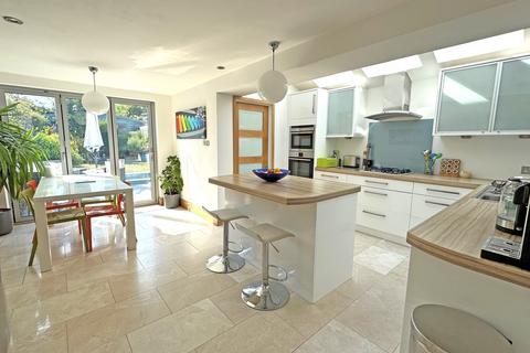4 bedroom terraced house for sale, Chester Terrace, Brighton BN1