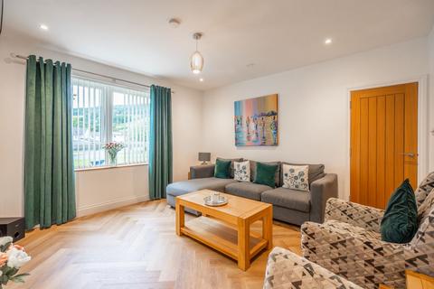 4 Courthill, Rosneath, Helensburgh, G84 0RN
