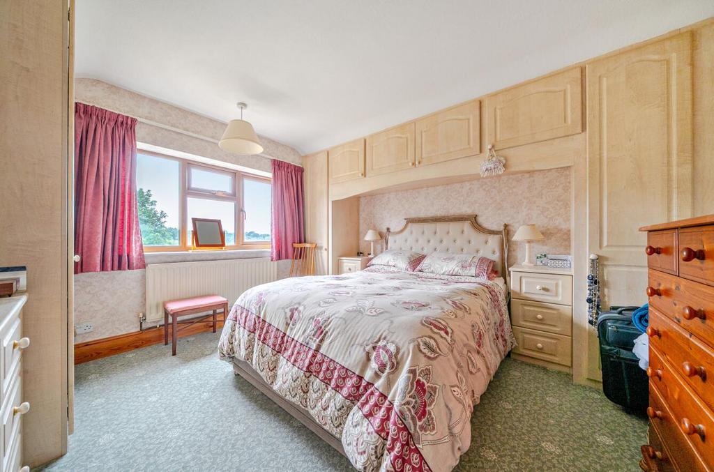 Bed11.jpg