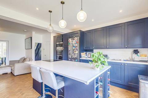 41 Bailey Road, Leigh-on-sea, SS9 3PJ