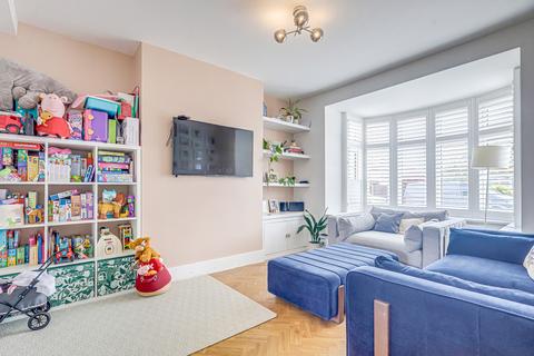 41 Bailey Road, Leigh-on-sea, SS9 3PJ