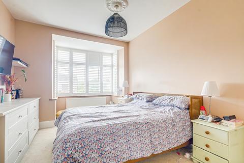 41 Bailey Road, Leigh-on-sea, SS9 3PJ