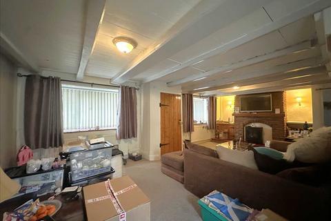 2 bedroom house for sale, Reynolds Street, Filey