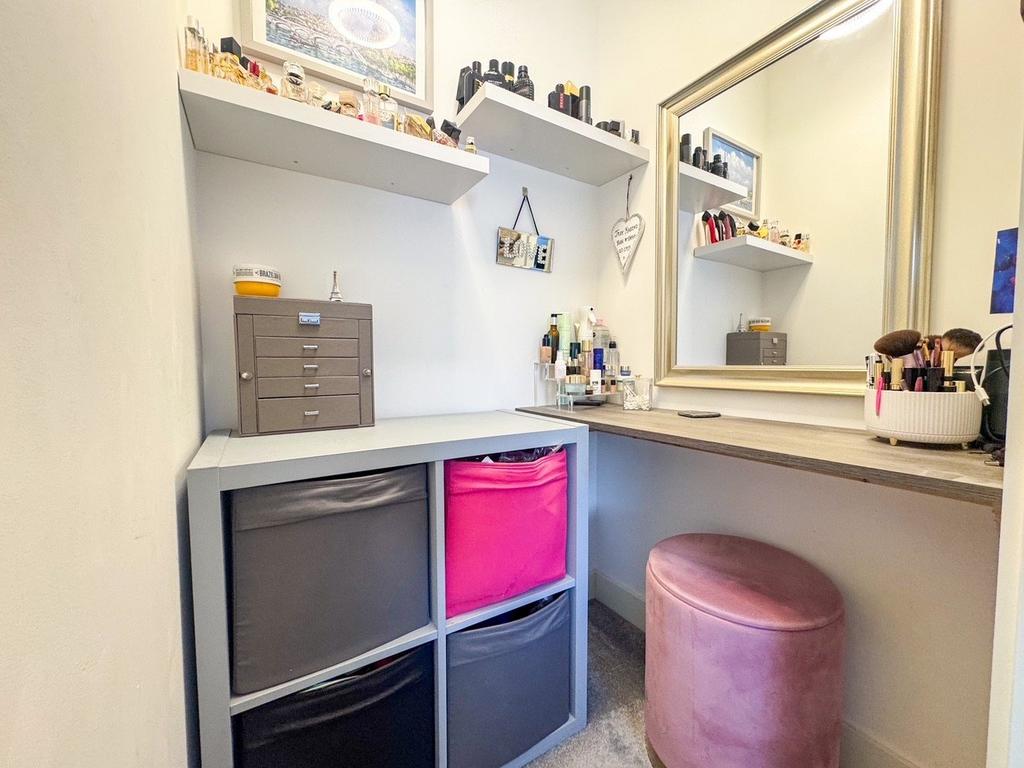 Dressing Space