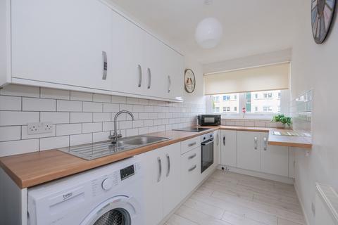 35 Cornhill Gardens, Aberdeen, AB16 5YH