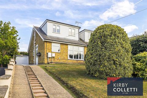 Highland Road, Nazeing
