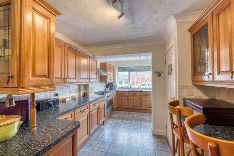 93 Coppice Walk, Shirley, Solihull, B90 4HZ