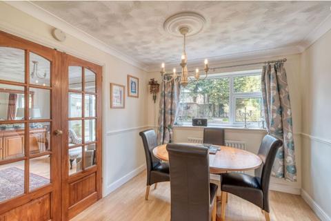 93 Coppice Walk, Shirley, Solihull, B90 4HZ