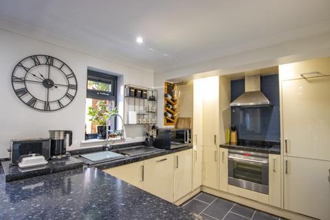 4 bedroom semi-detached house for sale, College Drive, Heacham