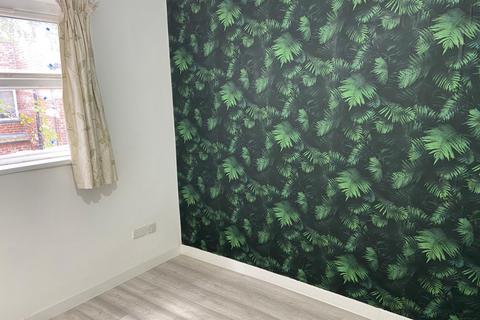 3 bedroom house to rent, Westminster Street, Levenshulme M19