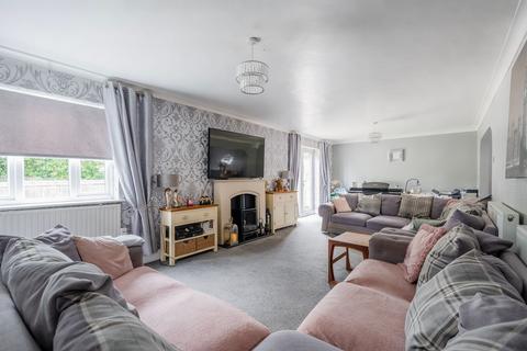 undefined, Spruce Avenue, Ormesby