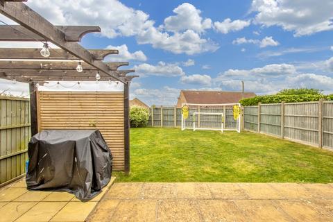 3 bedroom semi-detached house for sale, Cameron Close, Heacham