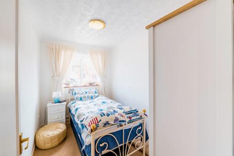 4 bedroom chalet for sale, 20 Andrews Place, Hunstanton, Norfolk, PE36
