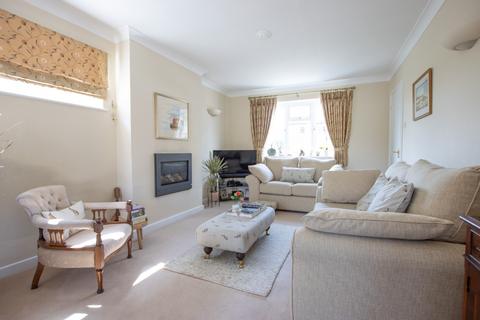 3 bedroom detached house for sale, Lynn Road, Dersingham