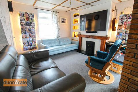 4 bedroom semi-detached house for sale, Ford Green Road, Stoke-On-Trent ST6