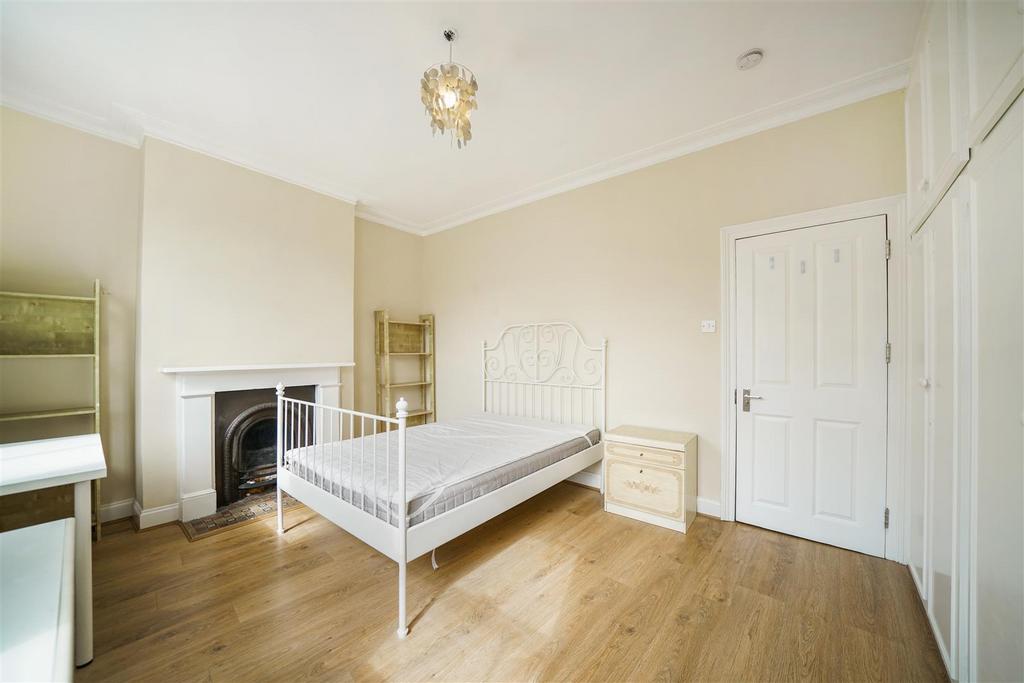 Yeldham Road - Wd4 Ugsau PNp9 ADN8 Lu CO.jpg