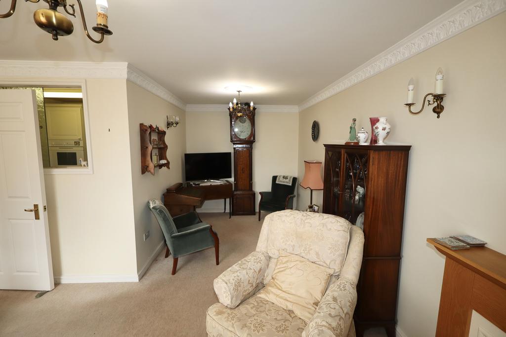 Sitting dining room
