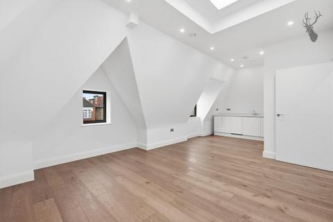 undefined, Aldbourne Road, Shepherd's Bush W12
