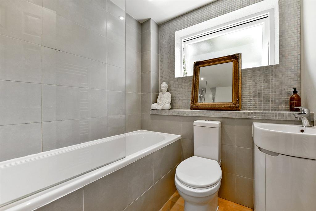 Ensuite