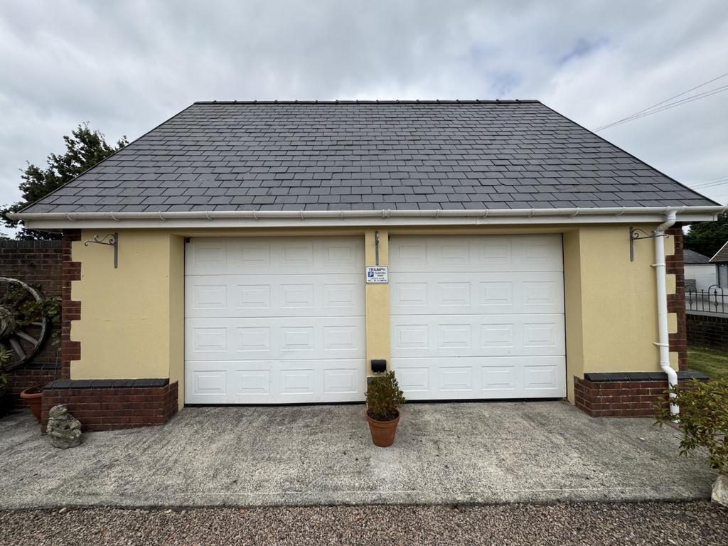 Double Garage
