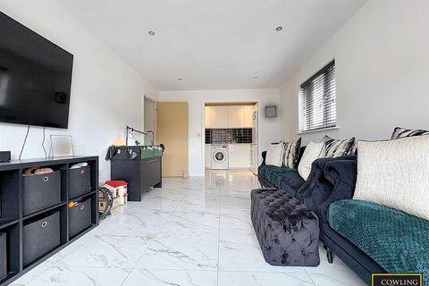 94 Bridge Road, Wickford, SS11 8PE