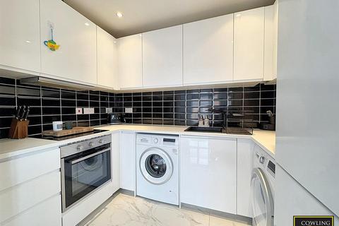 94 Bridge Road, Wickford, SS11 8PE