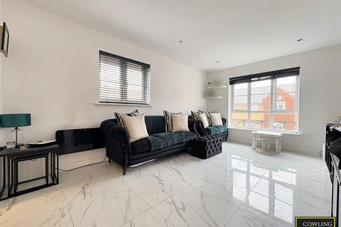 94 Bridge Road, Wickford, SS11 8PE