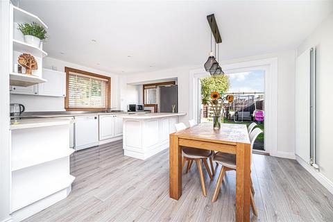 44 Barry Road, Kirkcaldy, KY2 6HZ