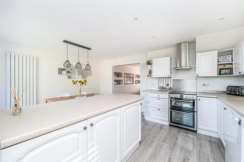 44 Barry Road, Kirkcaldy, KY2 6HZ