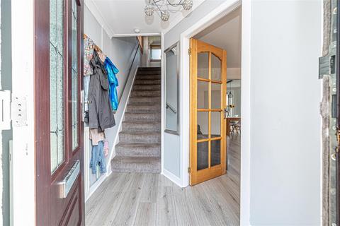 44 Barry Road, Kirkcaldy, KY2 6HZ
