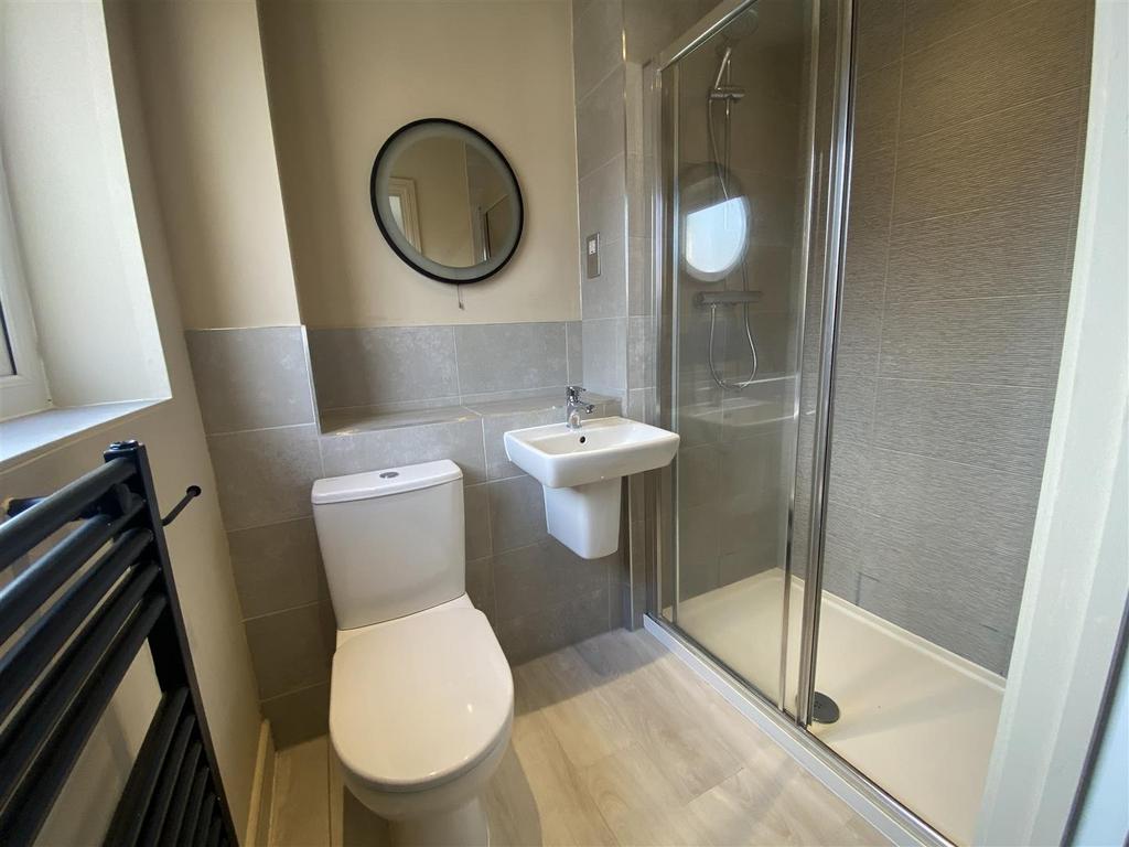 Ensuite Shower Room
