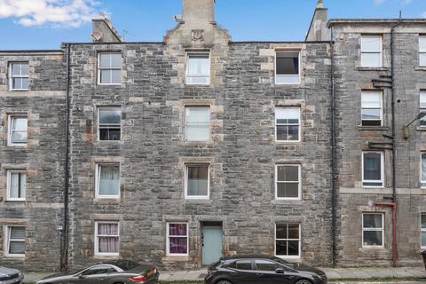 7 Upper Grove Place, Edinburgh, EH3 8AY