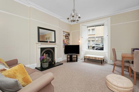 7 Upper Grove Place, Edinburgh, EH3 8AY