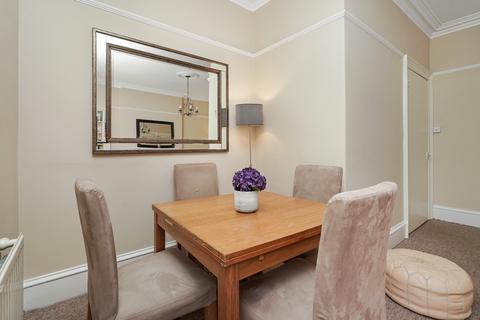 7 Upper Grove Place, Edinburgh, EH3 8AY