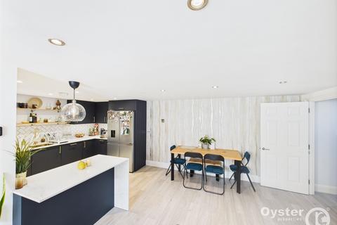 undefined, Cottage Close, Harrow, HA2