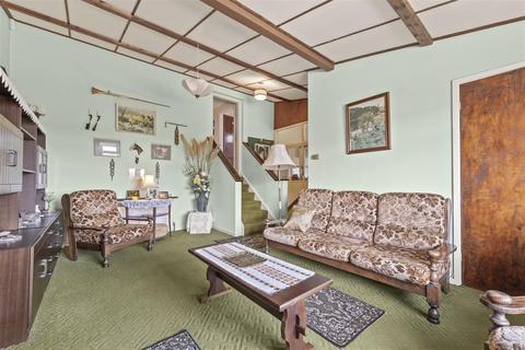 2 bedroom bungalow for sale, Station Road, Fiskerton NG25