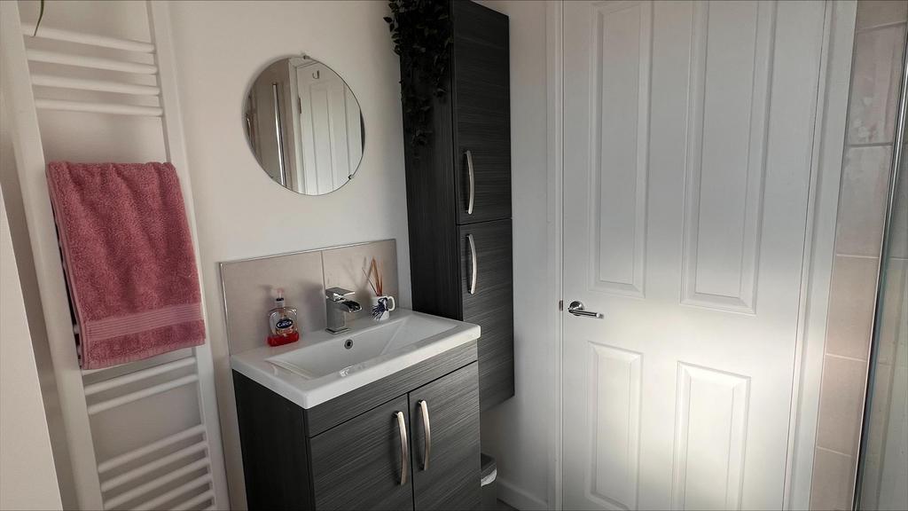 Processed-71 F7 C809-D276-4745-BD48-31802053 B04 C.jpe