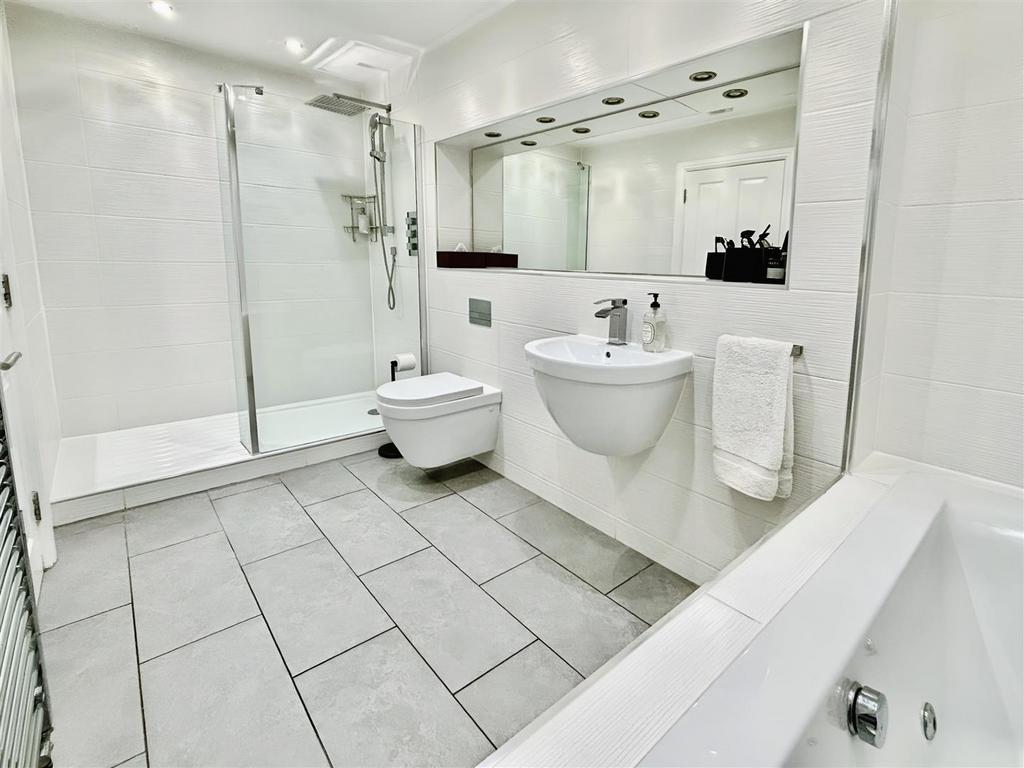 Bathroom/Shower Room W/C