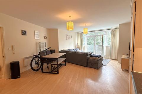 undefined, Middlepark Drive, Birmingham B31