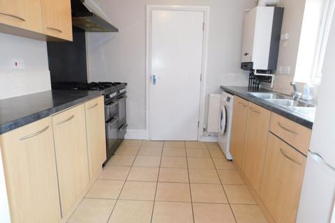 6 bedroom terraced house to rent, Brazil Street, Leicester LE2