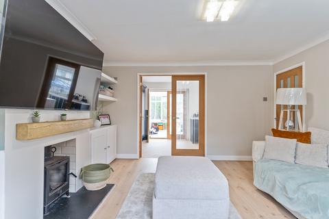 10 Afon Close, New Inn, Pontypool, NP4 0QE