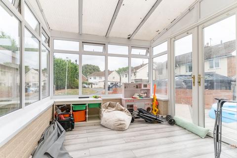 10 Afon Close, New Inn, Pontypool, NP4 0QE