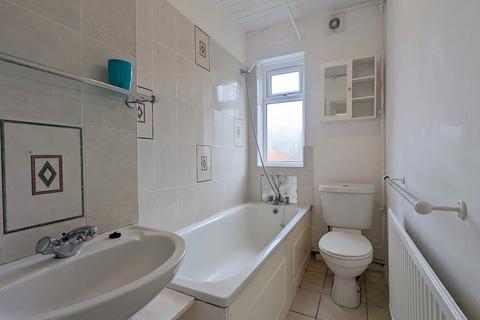 10 Westbury Road, Feltham, TW13 5HQ