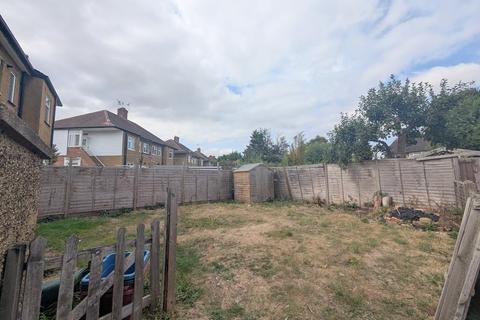 10 Westbury Road, Feltham, TW13 5HQ